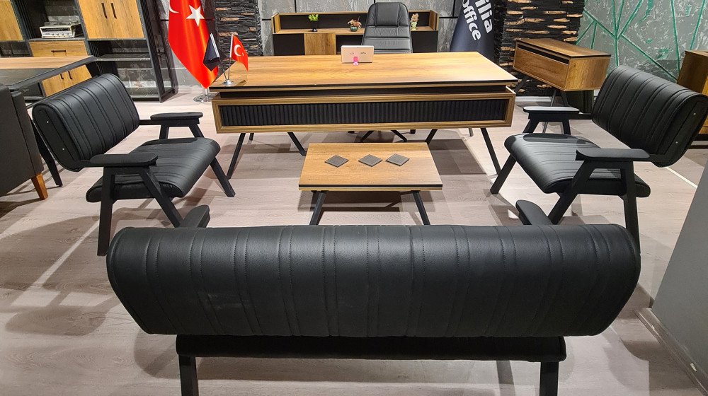 Çizgi Masa Takımı